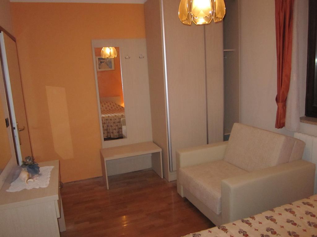 Apartments Mediteraneo Tar-Vabriga Habitación foto