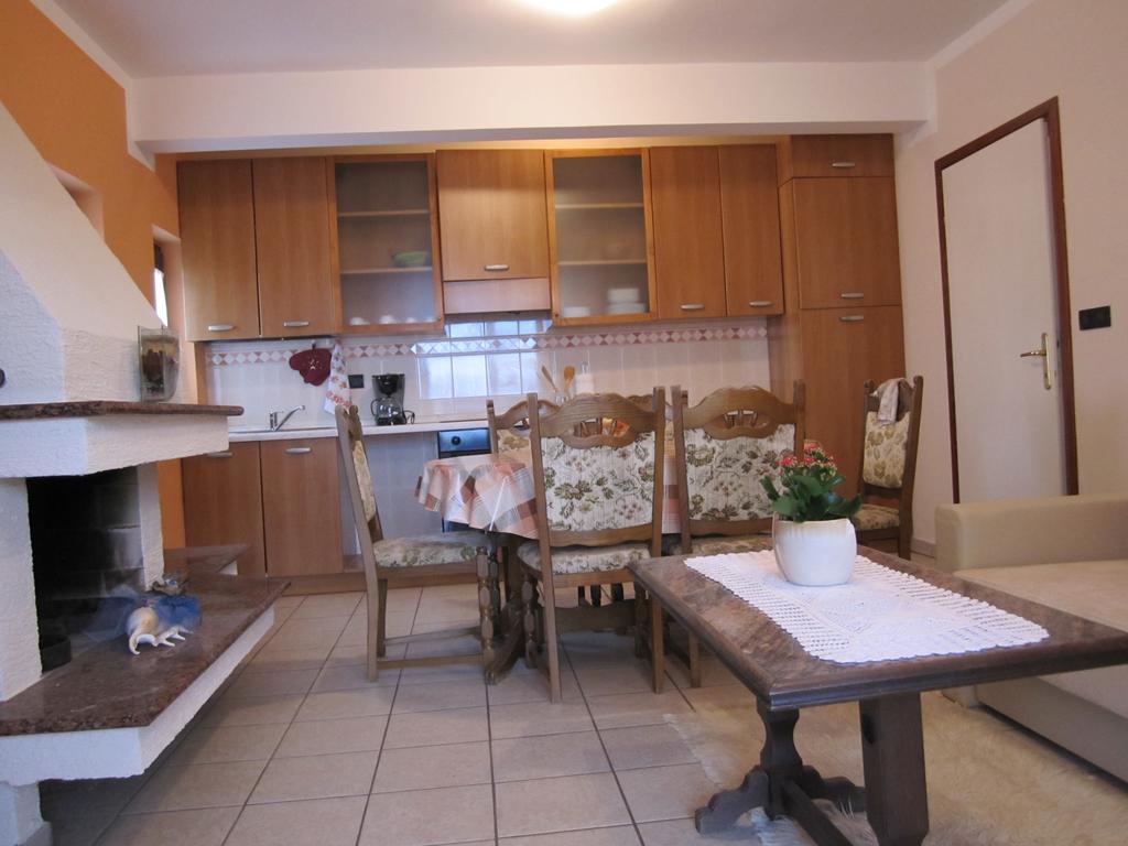 Apartments Mediteraneo Tar-Vabriga Habitación foto